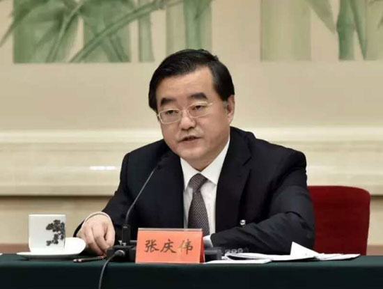河北代表團(tuán)副團(tuán)長、省委副書記、省長張慶偉回答記者提問。