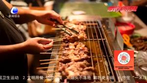 【零距離·健康】喝冰啤酒能消暑？別被“涼爽”的假象迷惑了