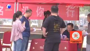 我市舉辦第十一屆“中國(guó)統(tǒng)計(jì)開放日”暨第七次全國(guó)人口普查宣傳月啟動(dòng)儀式